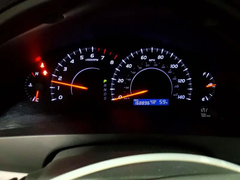 2011 TOYOTA CAMRY LE  