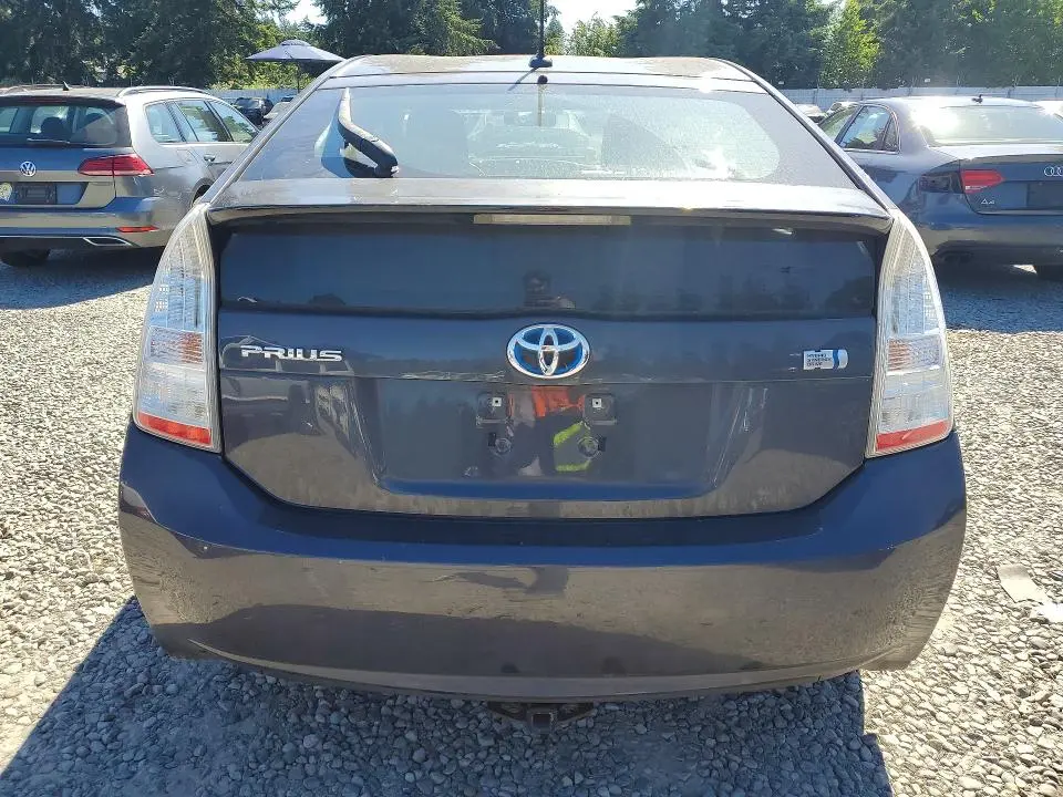 2011 TOYOTA PRIUS TWO  