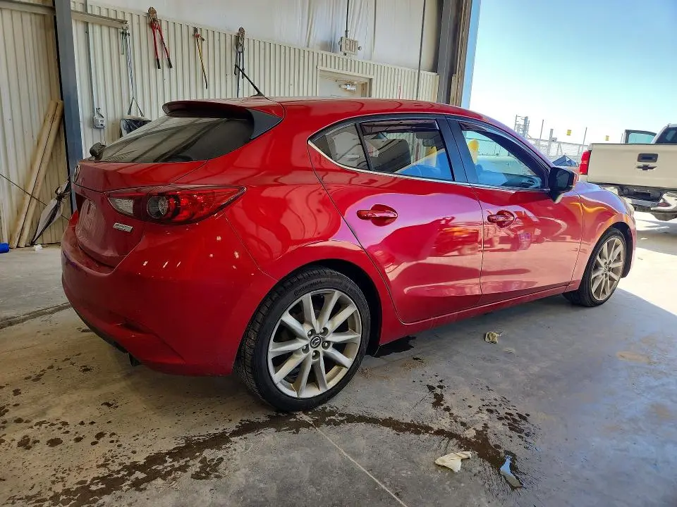 2017 MAZDA 3 TOURING  