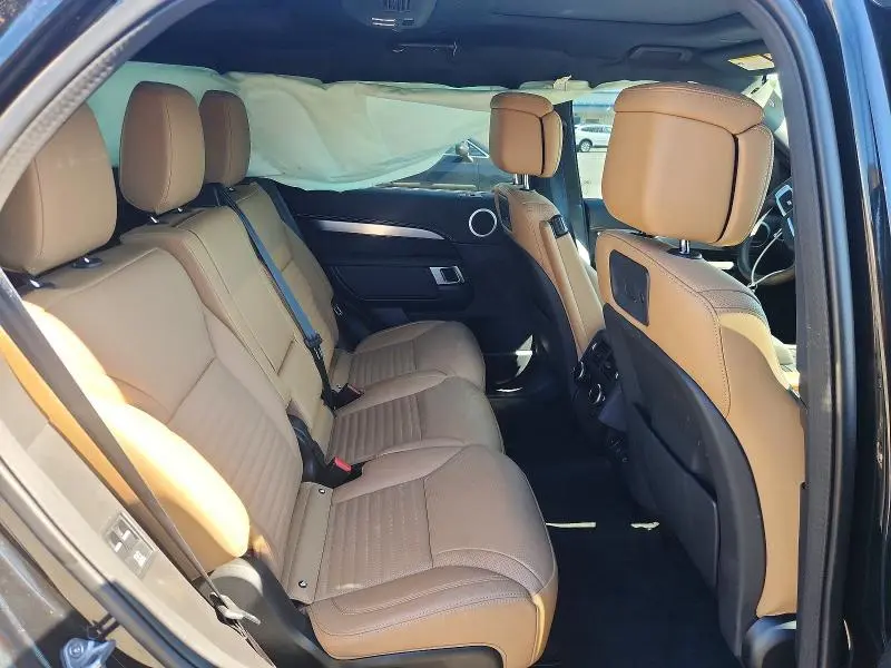 2024 LAND ROVER DISCOVERY DYNAMIC SE  
