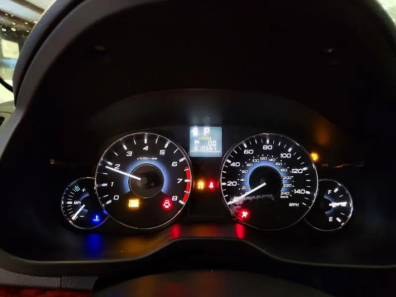 2011 SUBARU OUTBACK 2.5I LIMITED  