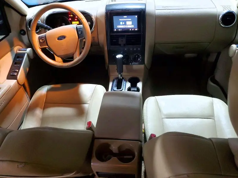 2010 FORD EXPLORER XLT  
