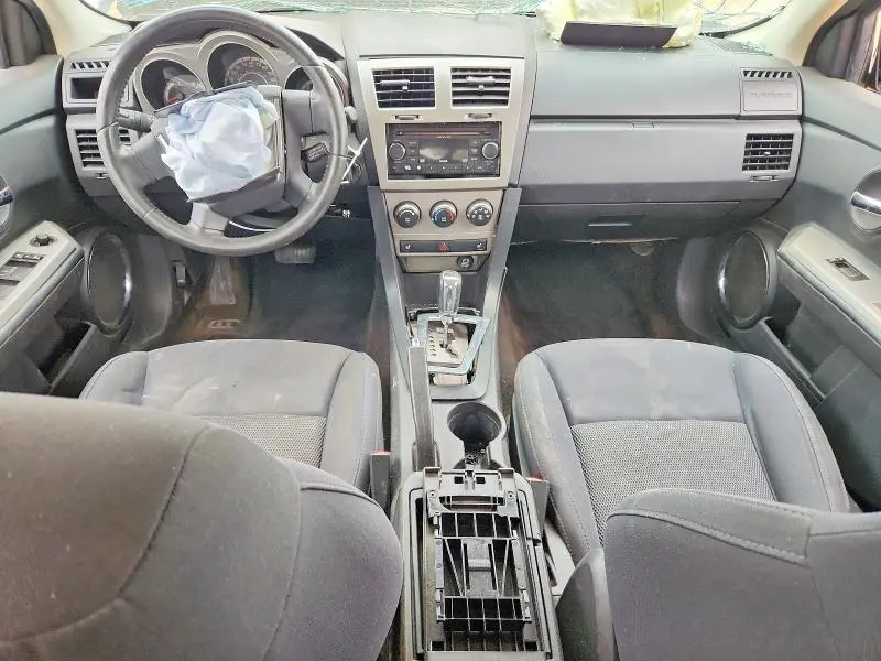 2010 DODGE AVENGER R  