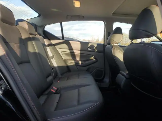 2023 NISSAN ALTIMA SR  