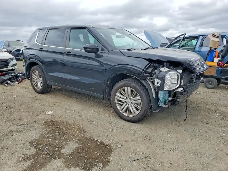2023 MITSUBISHI OUTLANDER ES  