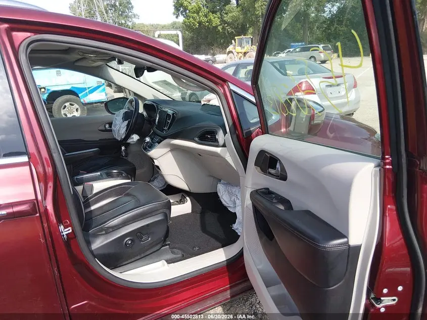 2019 CHRYSLER PACIFICA LIMITED