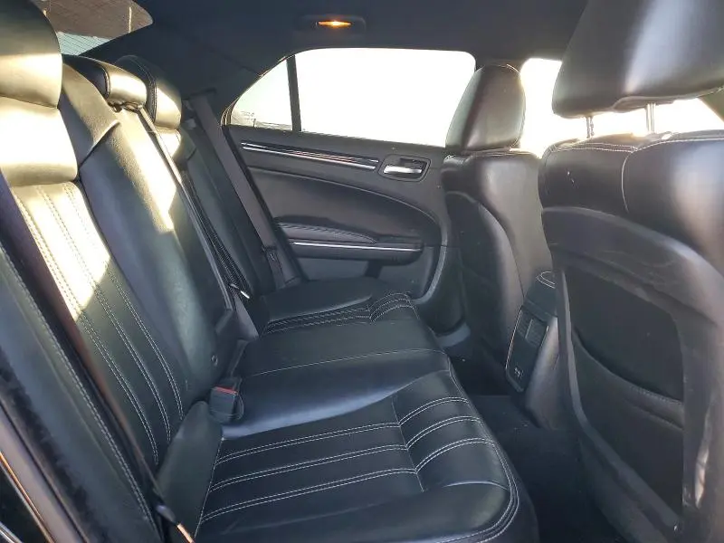 2019 CHRYSLER 300 S  