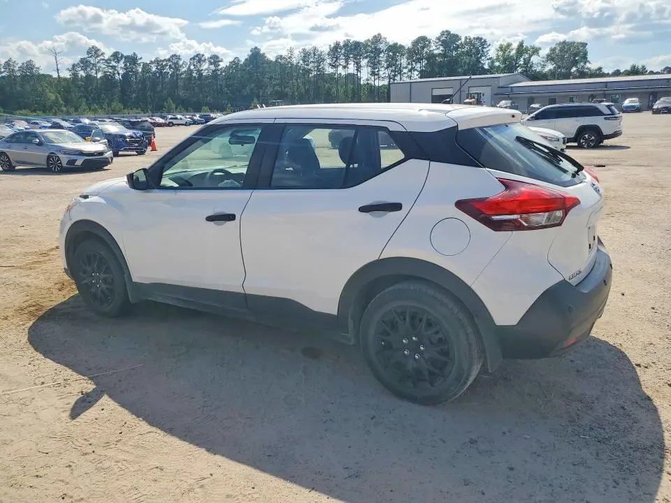 2020 NISSAN KICKS S  