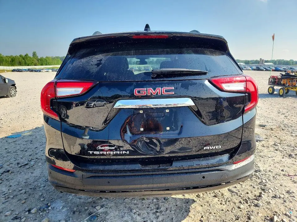 2022 GMC TERRAIN SLE  