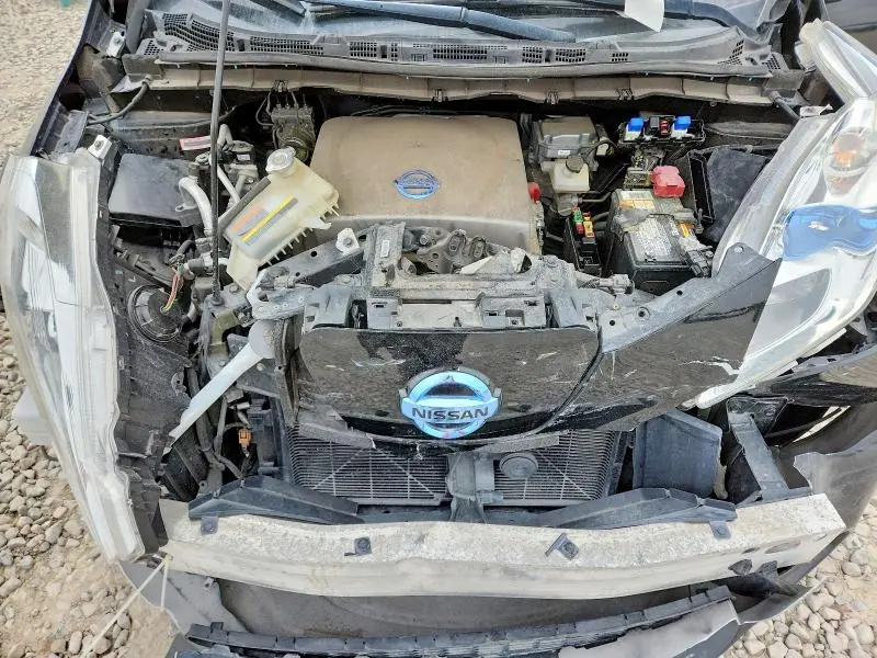 2013 NISSAN LEAF S  