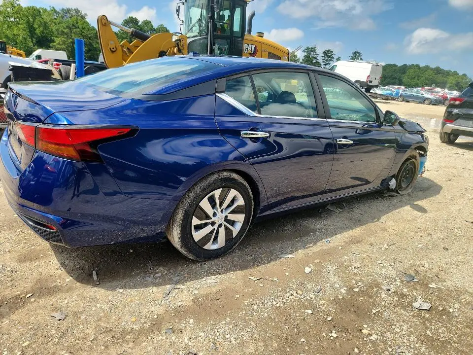 2020 NISSAN ALTIMA S  