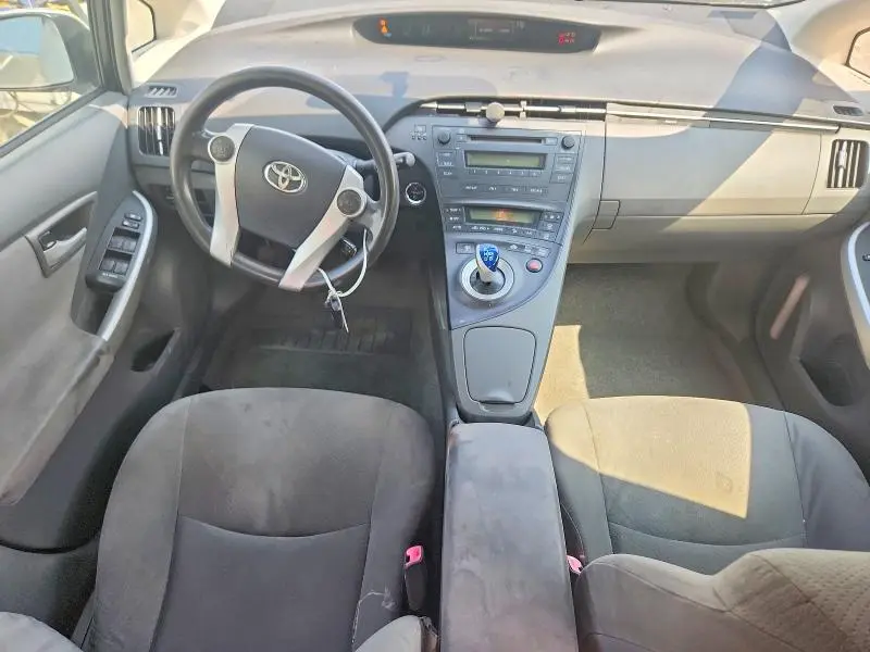 2010 TOYOTA PRIUS II  