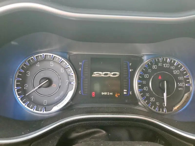 2015 CHRYSLER 200 LIMITED  
