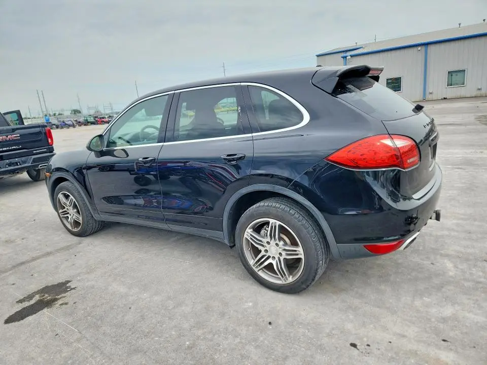 2011 PORSCHE CAYENNE S  