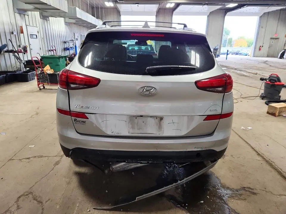 2020 HYUNDAI TUCSON SEL  
