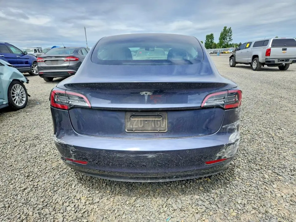 2018 TESLA MODEL 3   