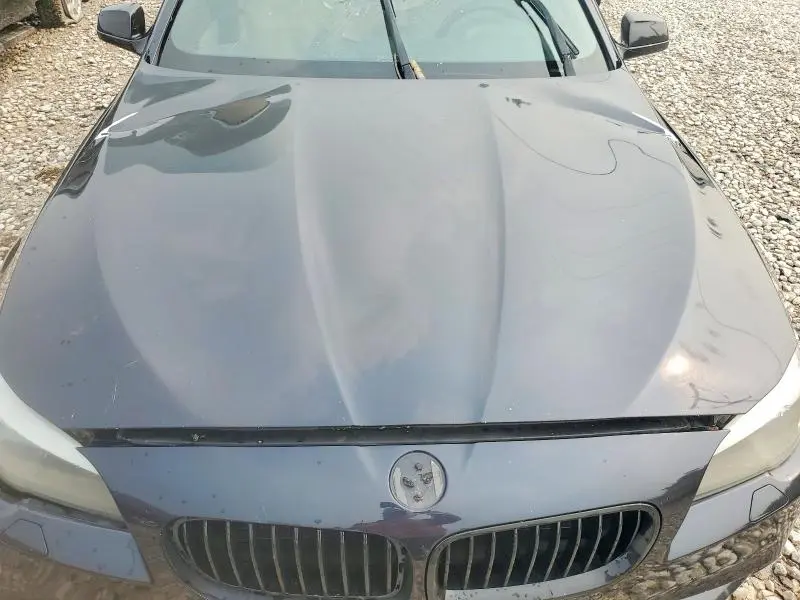 2011 BMW 550 XI  