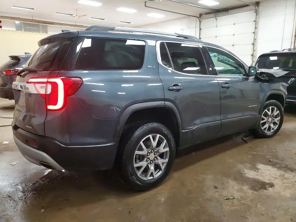 2020 GMC ACADIA SLT  