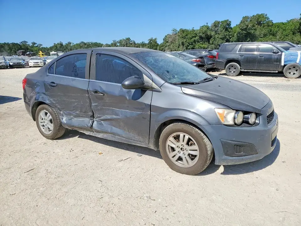 2013 CHEVROLET SONIC LT  
