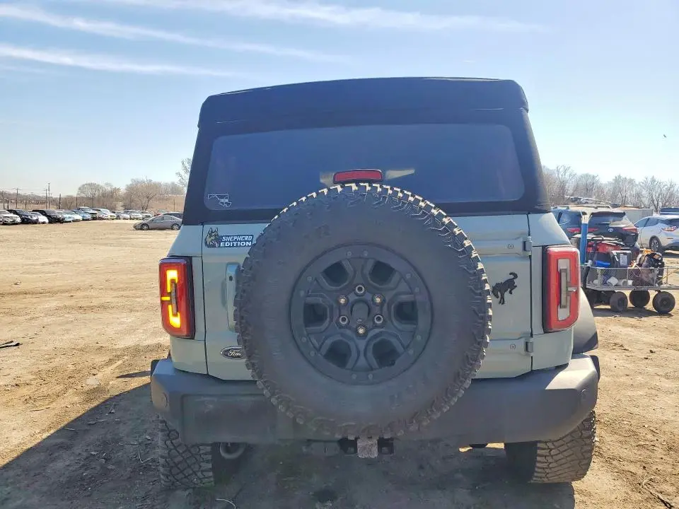 2021 FORD BRONCO BASE  