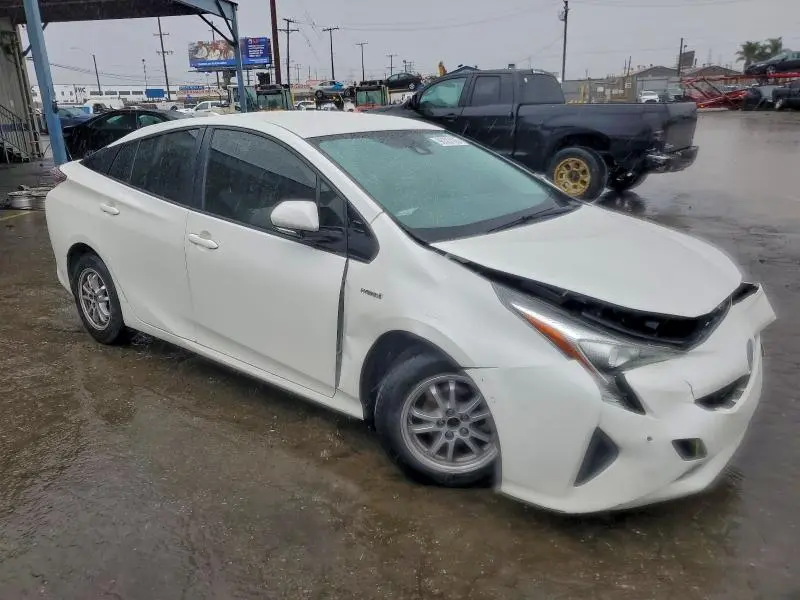 2018 TOYOTA PRIUS   