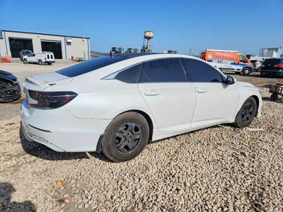 2019 HONDA ACCORD SPORT  