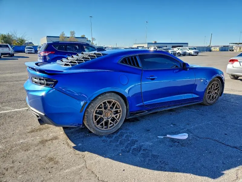 2018 CHEVROLET CAMARO LT  
