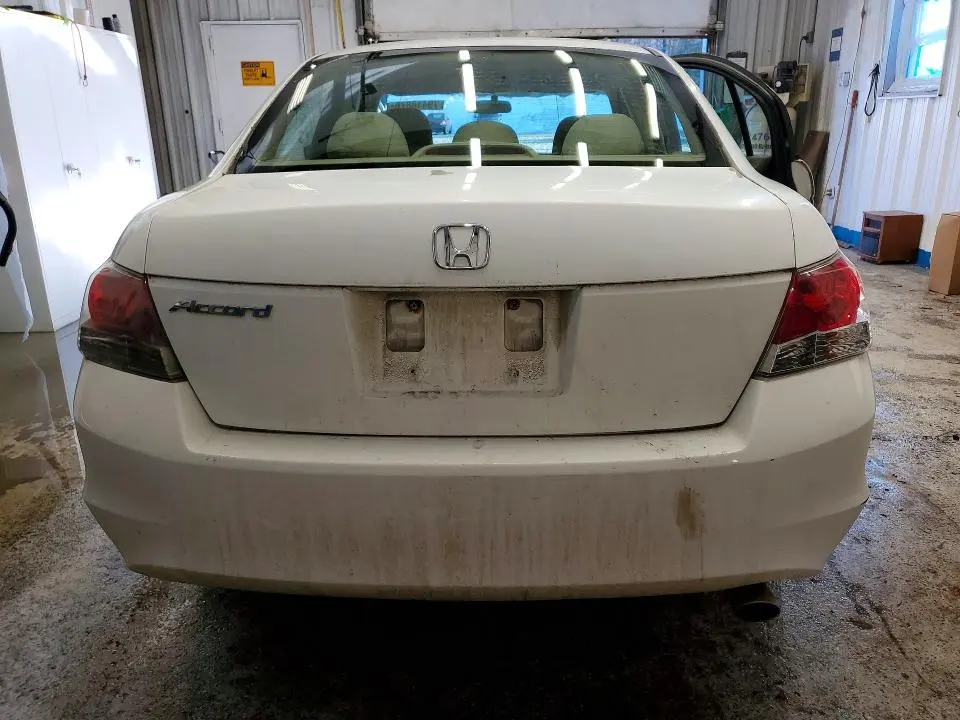 2010 HONDA ACCORD LX  