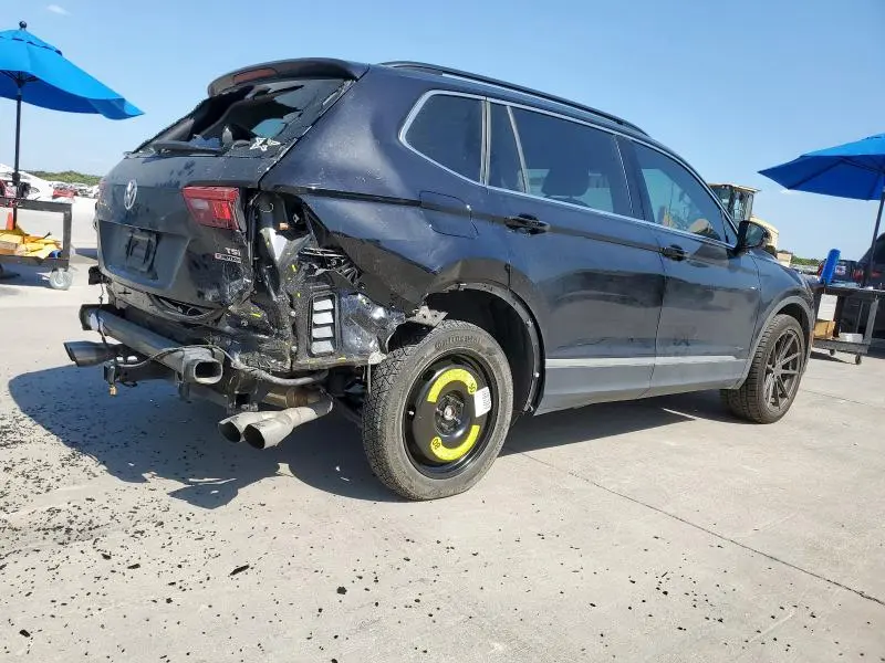 2018 VOLKSWAGEN TIGUAN SE  