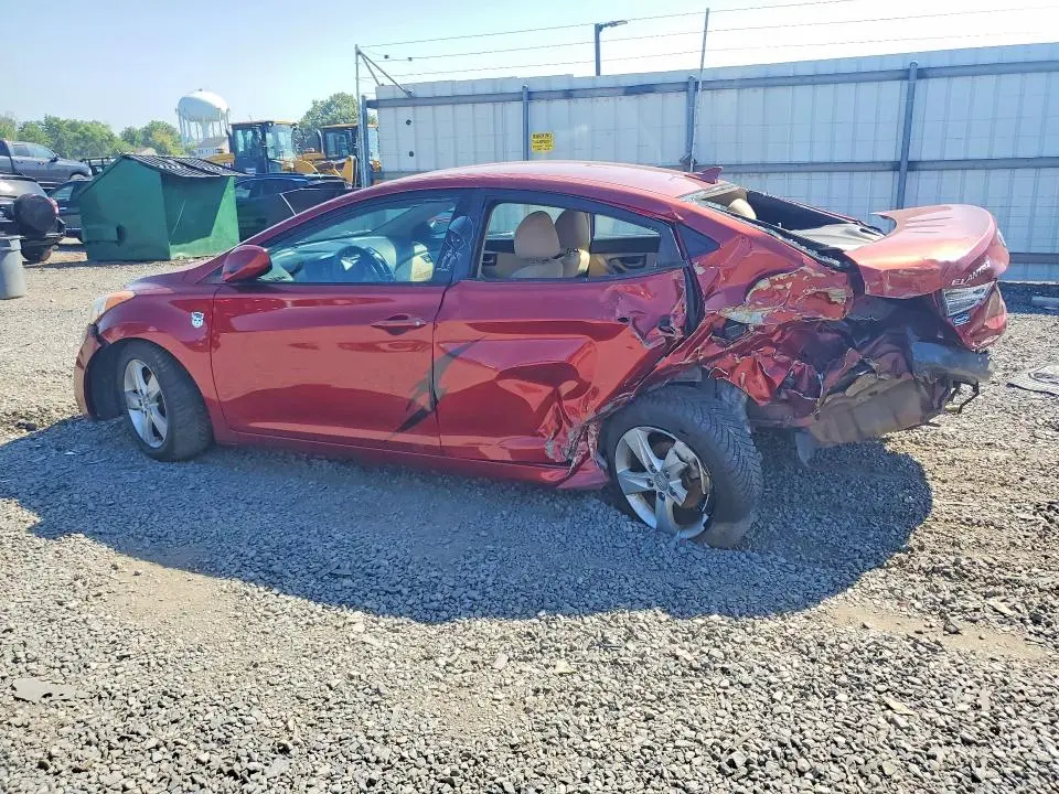 2013 HYUNDAI ELANTRA   