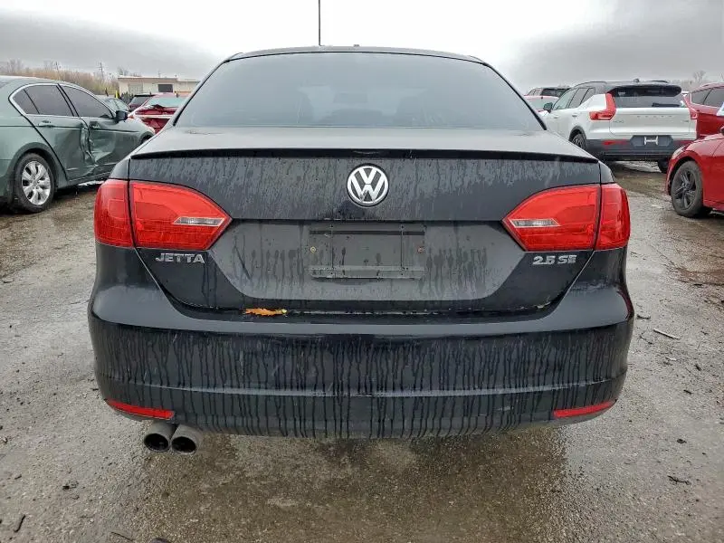 2012 VOLKSWAGEN JETTA SE  
