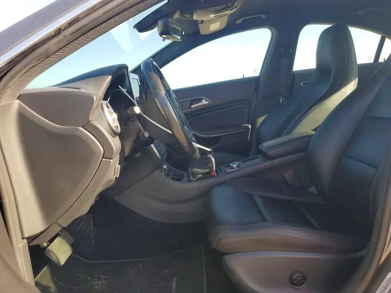 2015 MERCEDES-BENZ CLA   