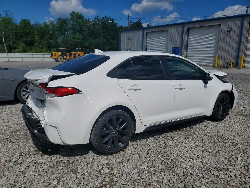 2024 TOYOTA COROLLA SE  