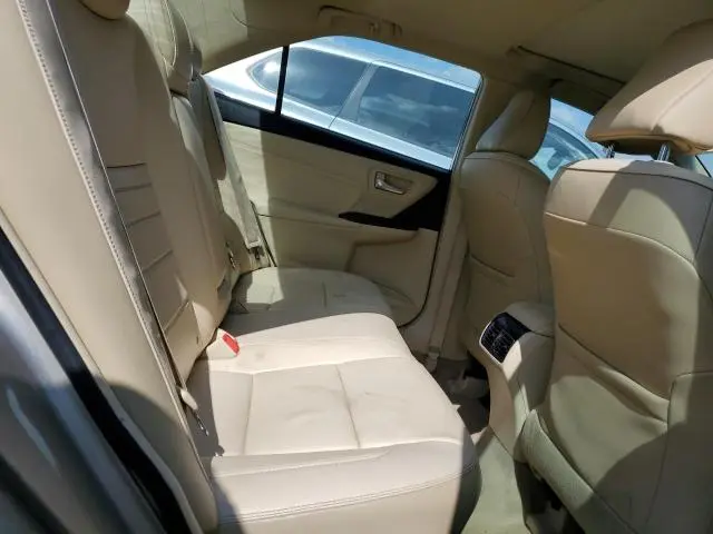 2016 TOYOTA CAMRY LE  