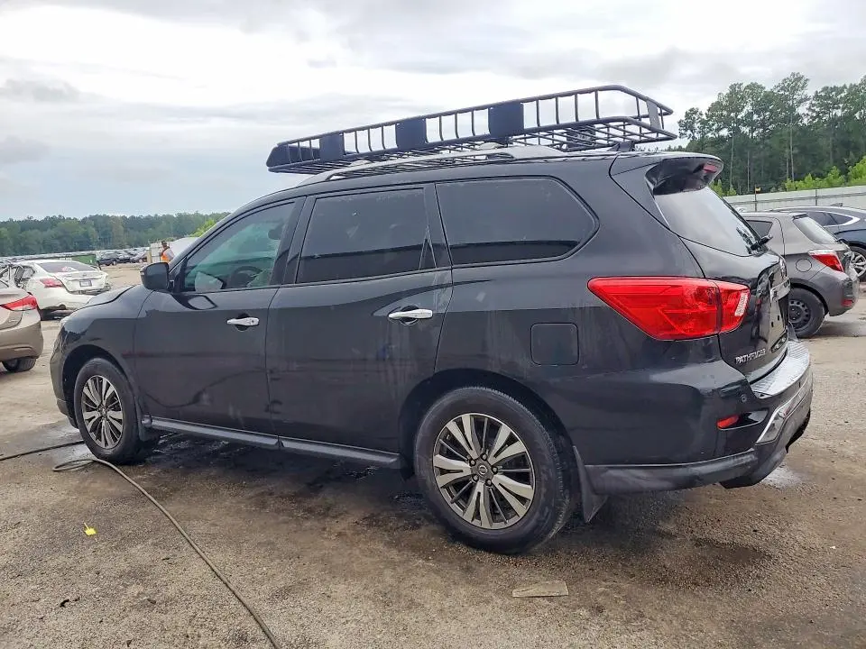 2019 NISSAN PATHFINDER SV  