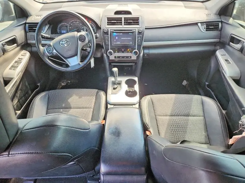 2013 TOYOTA CAMRY SE  