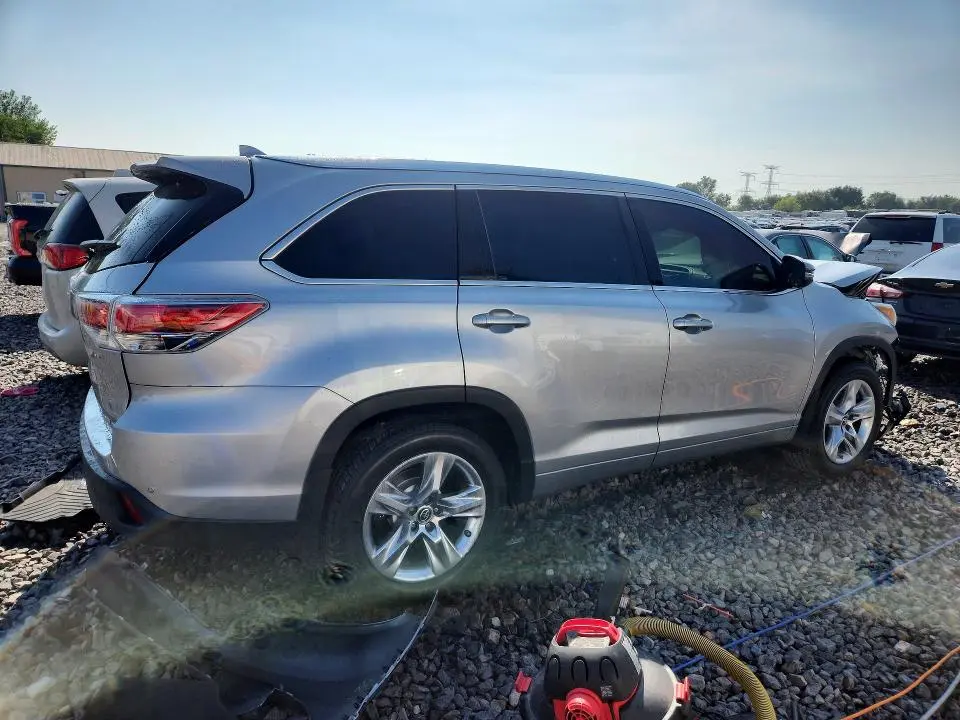 2016 TOYOTA HIGHLANDER LIMITED  