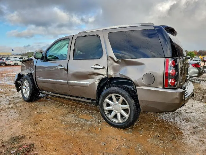 2011 GMC YUKON DENALI  