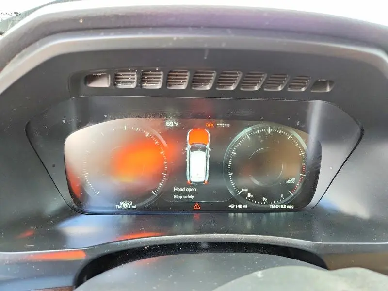 2016 VOLVO XC90 T6  