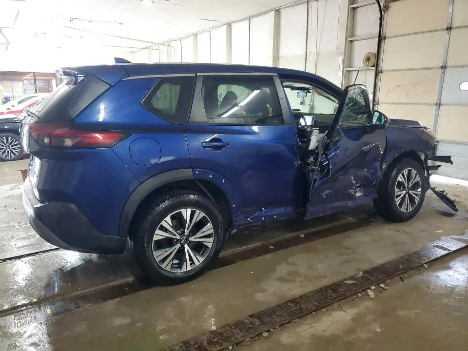 2022 NISSAN ROGUE SV  