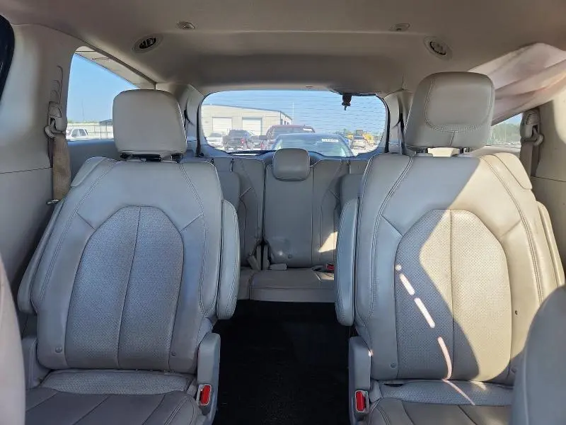 2021 CHRYSLER VOYAGER LXI  