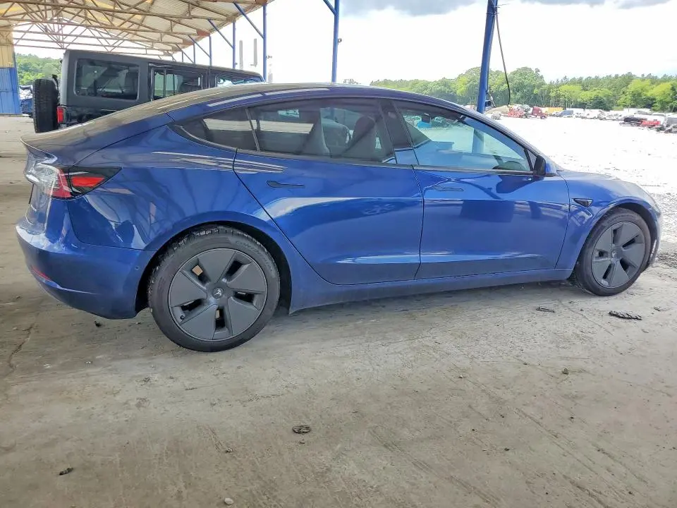 2021 TESLA MODEL 3   