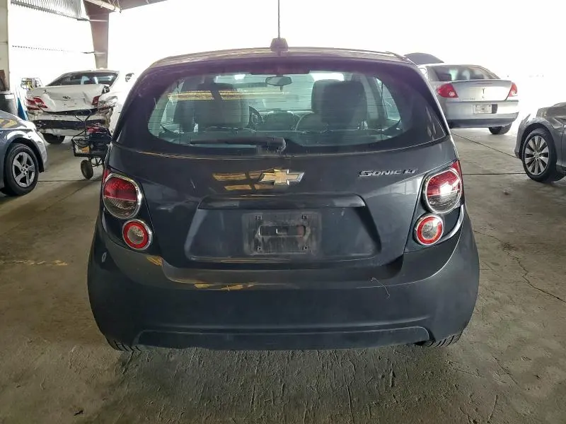 2016 CHEVROLET SONIC LT  