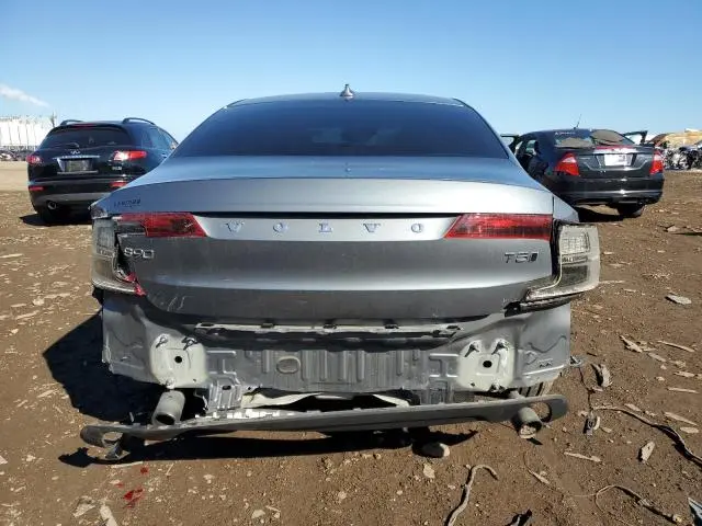 2018 VOLVO S90 T5 MOMENTUM  