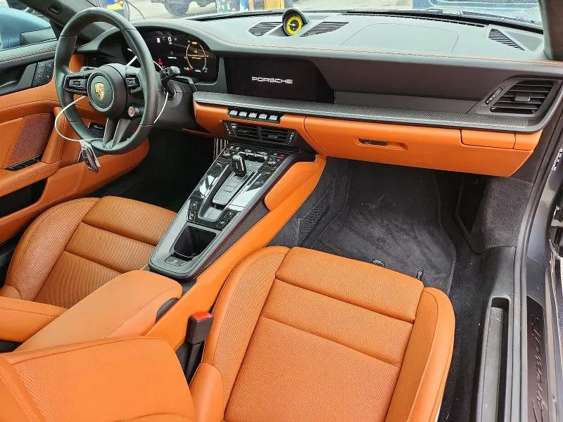 2026 PORSCHE 911 CARRERA GTS  