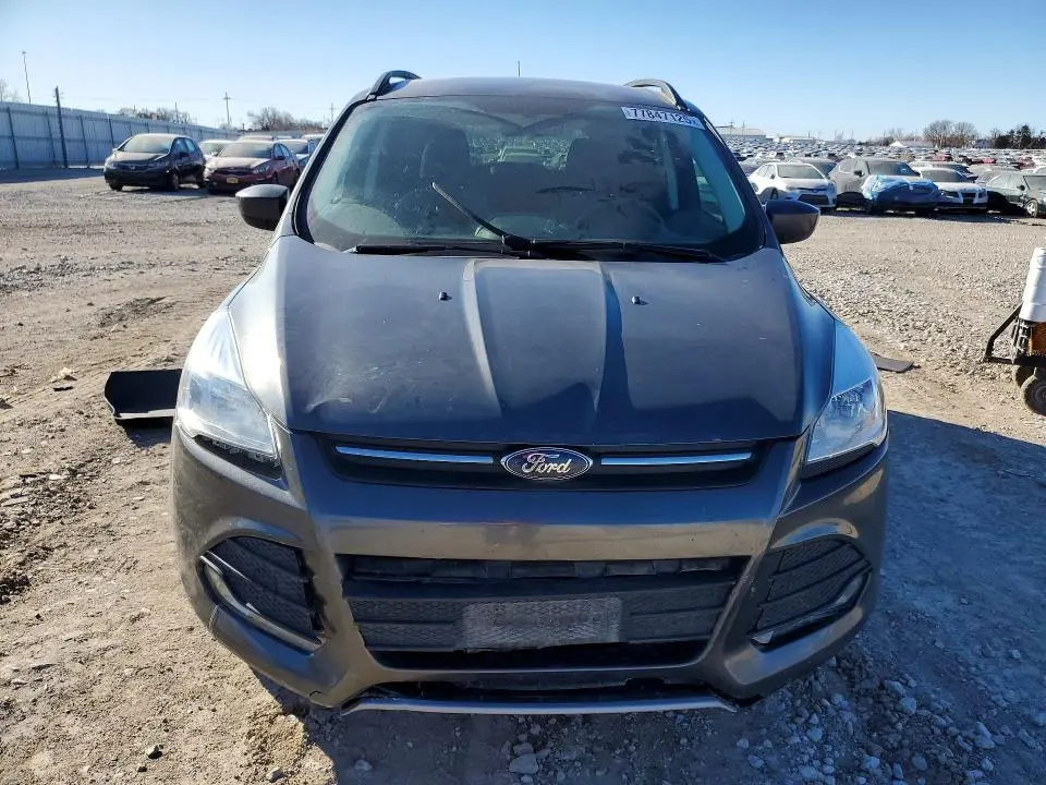 2015 FORD ESCAPE SE  