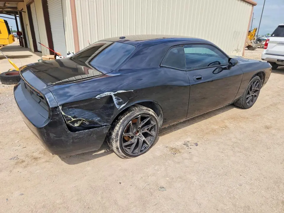 2010 DODGE CHALLENGER SE  