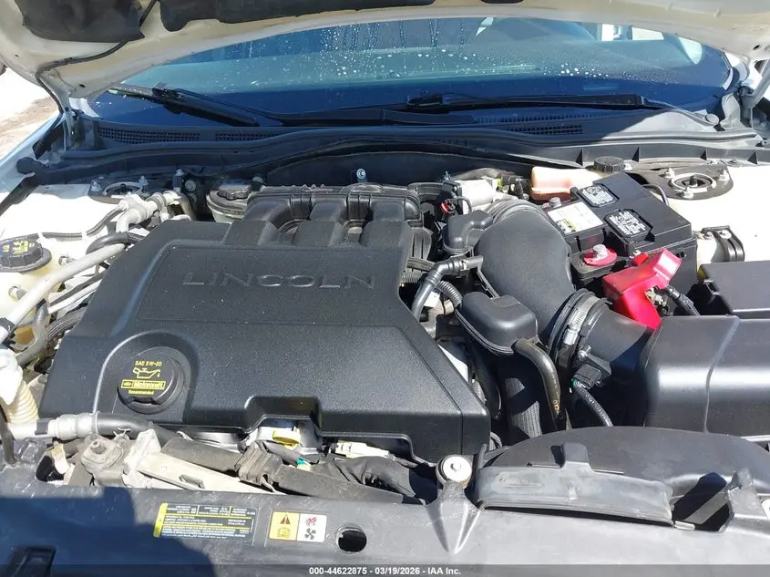 2011 LINCOLN MKZ  