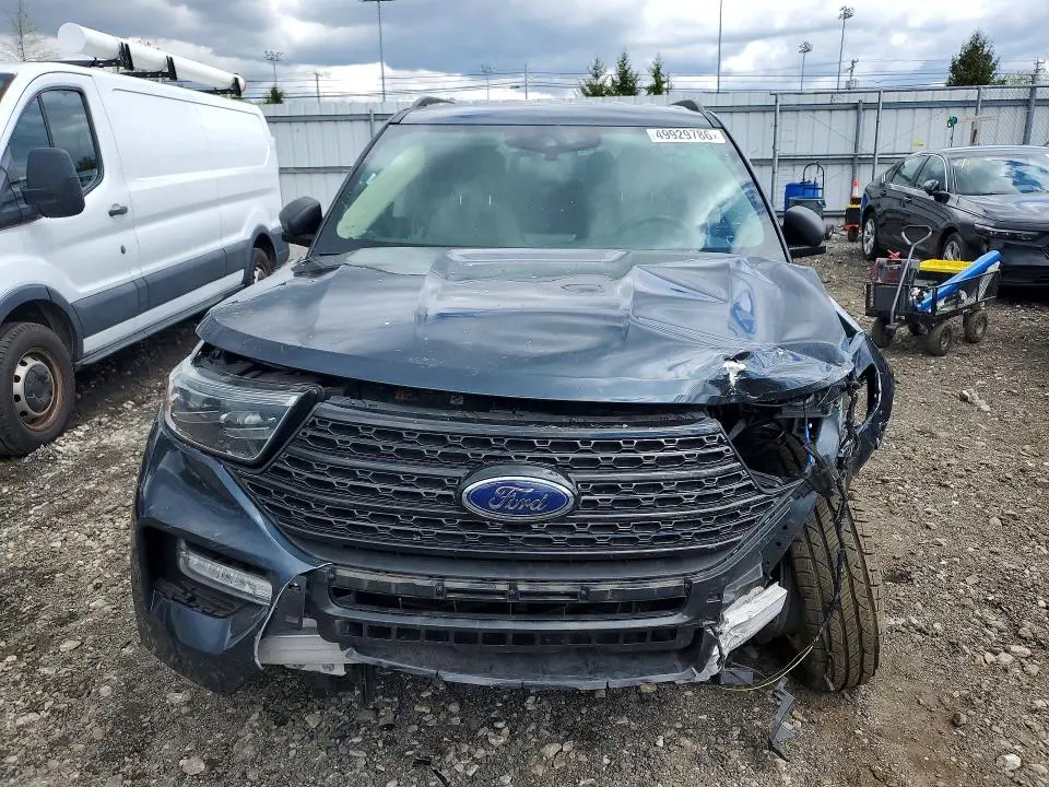 2022 FORD EXPLORER XLT  