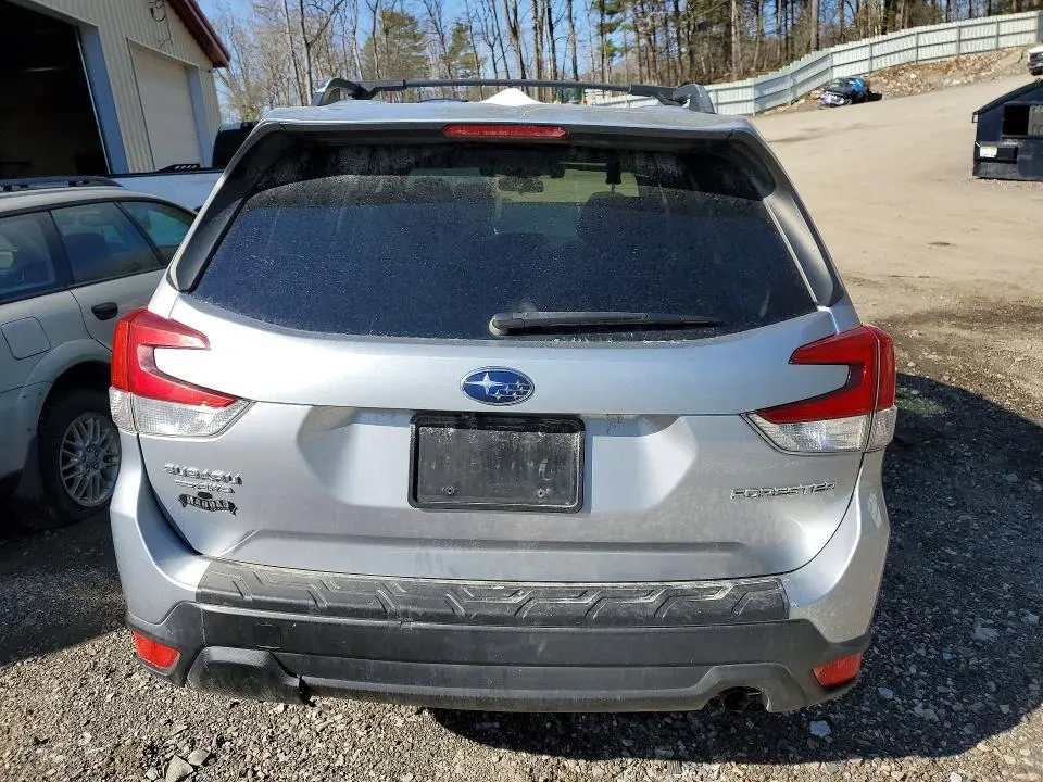 2019 SUBARU FORESTER PREMIUM  
